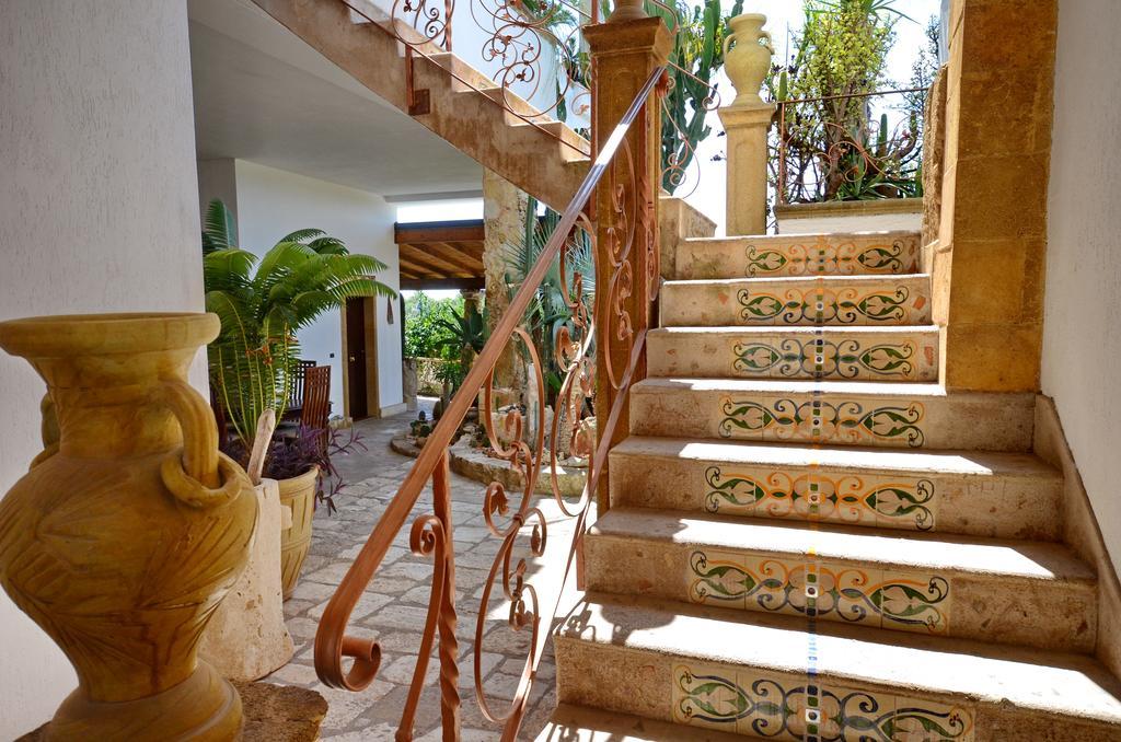 Felline In Bed&Breakfast Dimora Di Charme El Salento Exterior photo